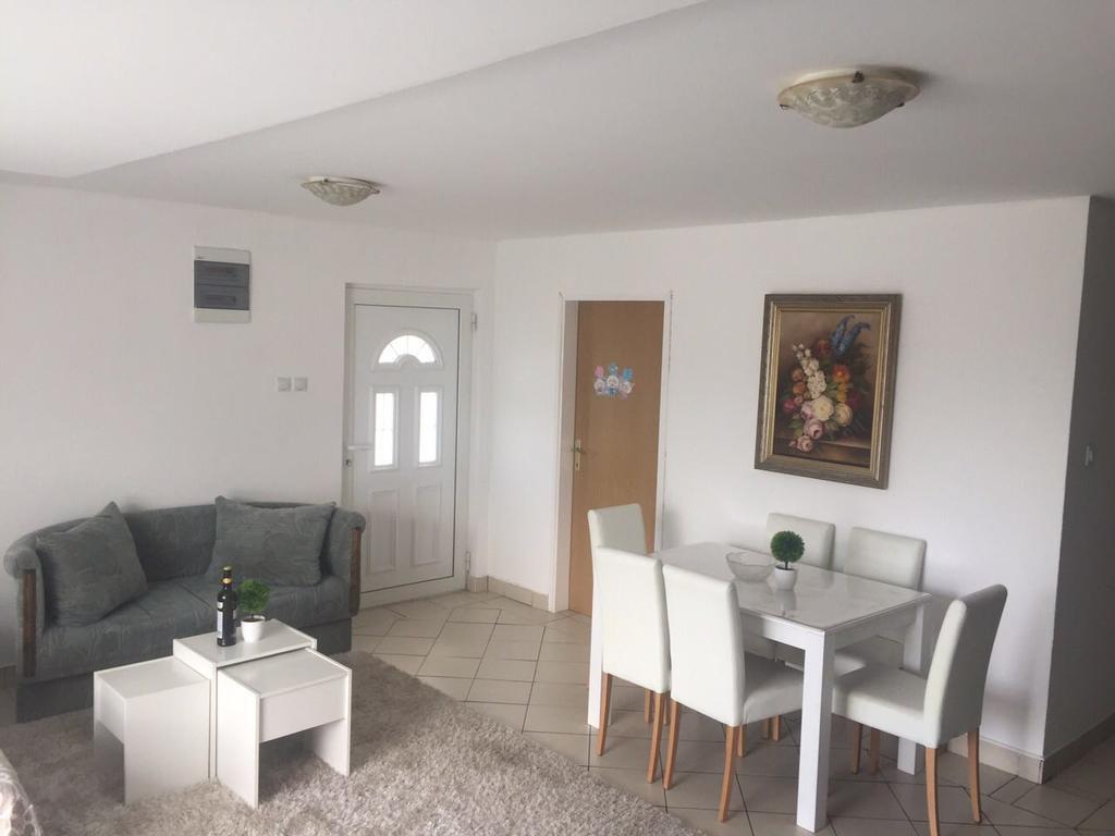 Veselinka Apartments & Rooms บุดวา ภายนอก รูปภาพ