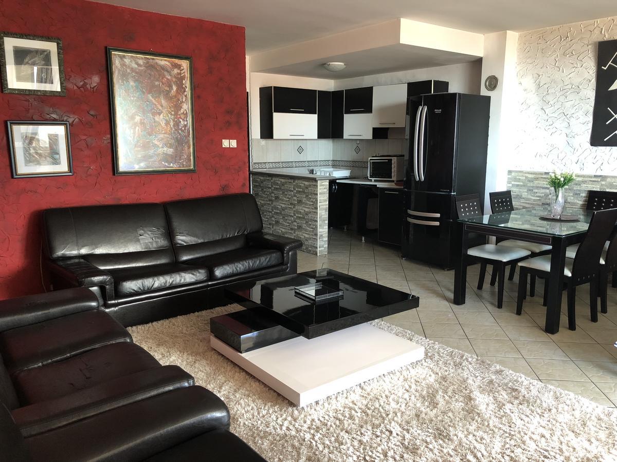 Veselinka Apartments & Rooms บุดวา ภายนอก รูปภาพ